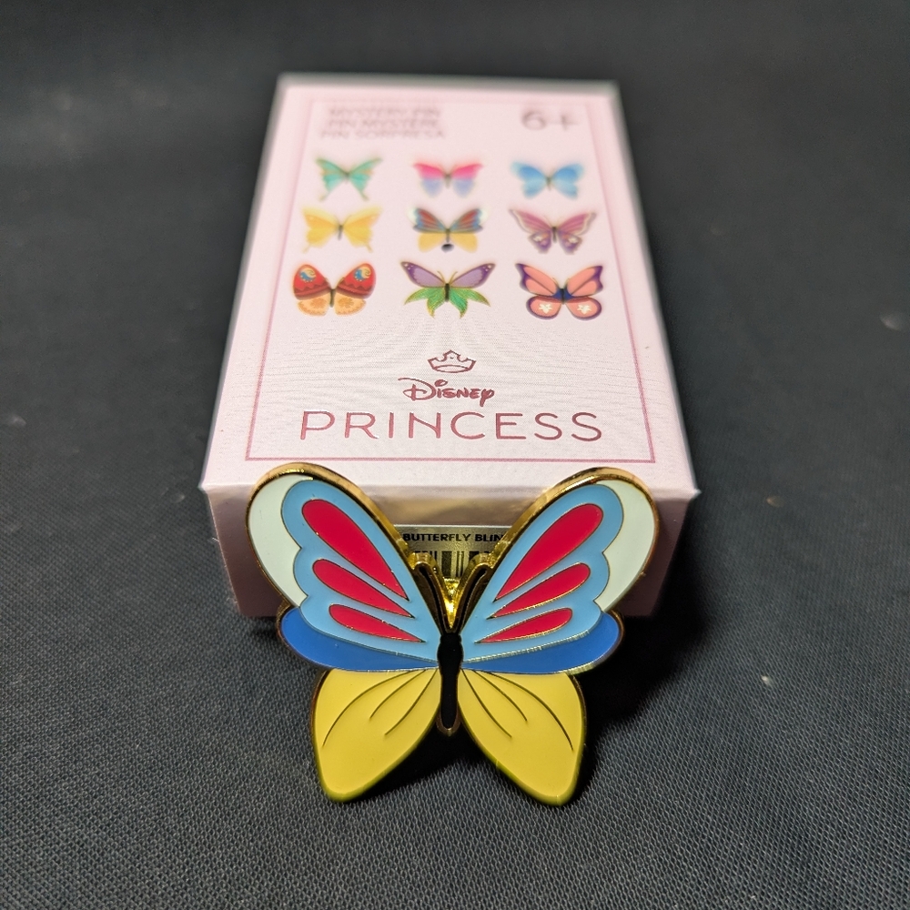 Disney Loungefly Snow White Butterfly Pin